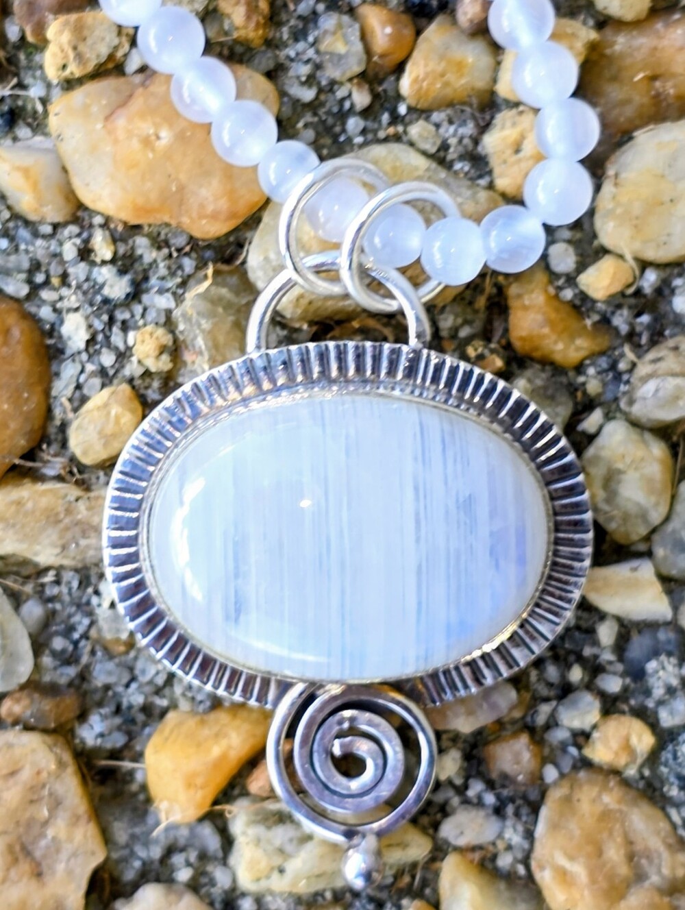 Rainbow Moonstone Pendant & Chain In 925 Sterling Silver (1.8")